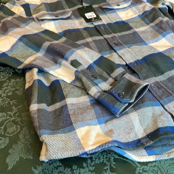 Orvis heavy weight, flannel shirt, size XL colors, blue navy off-white green NWT - Picture 4 of 9
